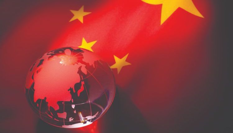 آئندہ سال معیشت کے لحاظ سے سپرپاور امریکا دوسرے نمبر پر چلا جائے گا اور بھارت کا تیسرا نمبر ہوگا