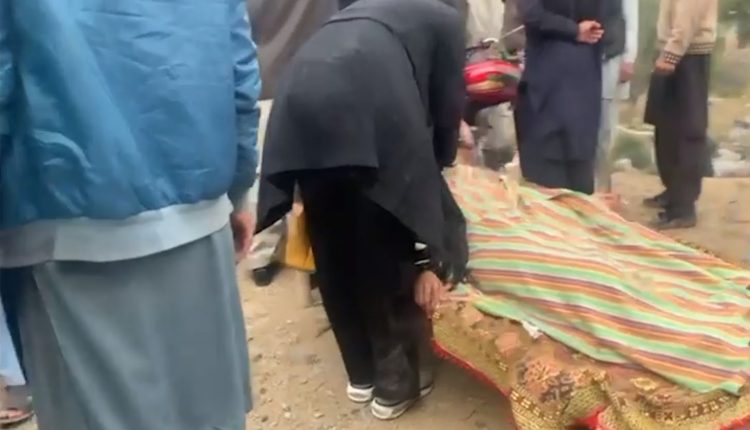 شاہدرہ کے قریب اسکول بس کھائی میں جاگری، خاتون ٹیچر جاں بحق