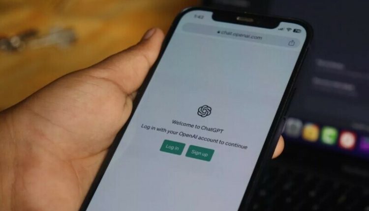 چیٹ جی پی ٹی کے مفت صارفین کیلئے انسانی آواز میں بات چیت کرنے کا فیچر متعارف