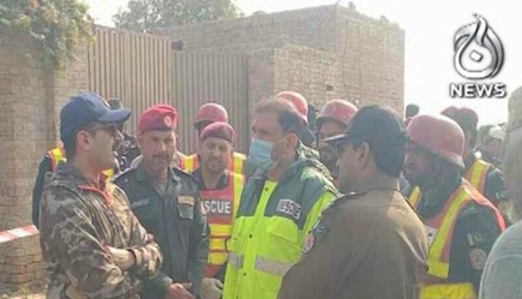 خضدار کے بعد ملتان اور لاہور میں بھی دھماکے، بچہ جاں بحق، متعدد افراد زخمی