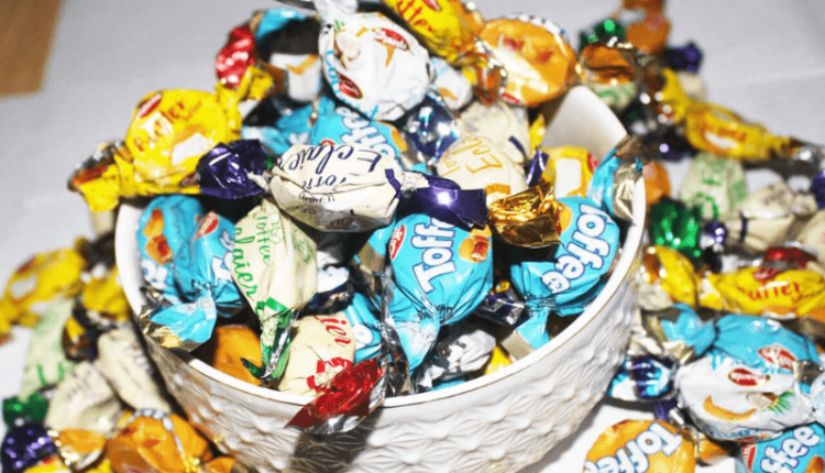 حکومت نے بچوں کی ٹافیوں پر ٹیکس بڑھا دیا