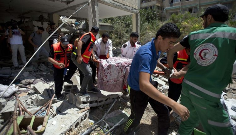 ملبے تلے 6500 سے زیادہ فلسطینی غزہ میں ابھی بھی دبے ہوئے ہیں