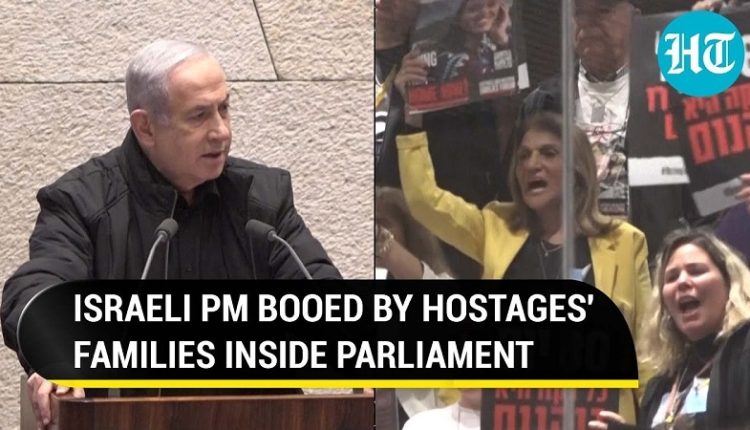صیہونی قیدیوں کے خاندان والوں نے صیہونی پارلیمنٹ پر دھاوا بول دیا، اجلاس روکنا پڑا