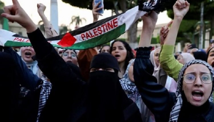 صیہونی حکومت کے خلاف مقدمہ چلانے کے لئے مصر میں دستخطی مہم