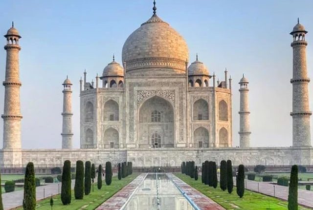 مساجد کے بعد ہندو انتہاپسند تاج محل کے خلاف بھی سرگرم