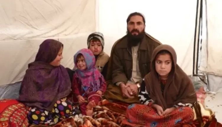 تین ممالک سے بیدخل افغان مہاجرین ایک ساتھ واپس، کابل حکومت سے ملازمتوں کا مطالبہ