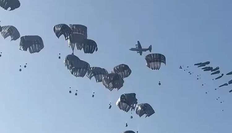 طیارے سے گرائی گئی امداد سے5 فلسطینی شہید، امریکا کی تردید