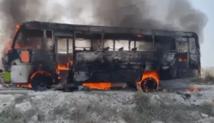 باراتیوں کی بس پر ہائی وولٹیج تاریں گر گئیں، 5 جھلس کر مارے گئے