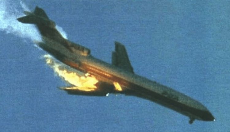 حادثے کا شکار جہاز کے پائلٹس کے آخری الفاظ نے رونگٹے کھڑے کردیے