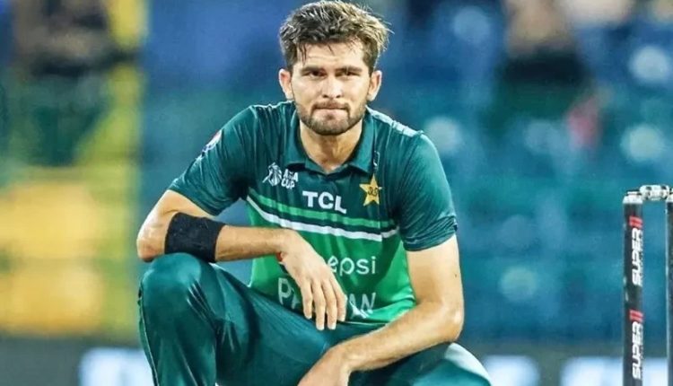 شاہین آفریدی فٹنس کیمپ چھوڑ کر پشاور چلے گئے