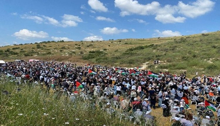 یوم نکبۃ کے موقع پر ہزاروں فلسطینی باشندوں کی " واپسی مارچ " میں شرکت
