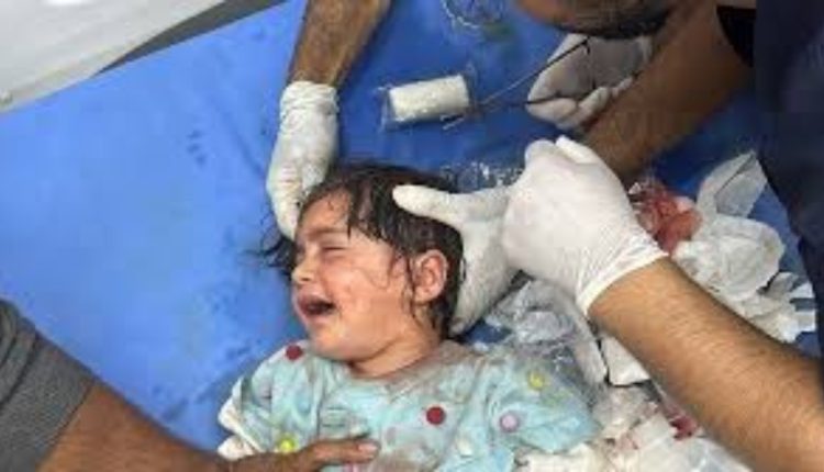 آخر ان معصوم بچوں کا کیا گناہ ہے؟ کیا انھیں صرف اس لئے جینے کا حق نہیں ہے کیونکہ یہ مسلمان ہیں؟