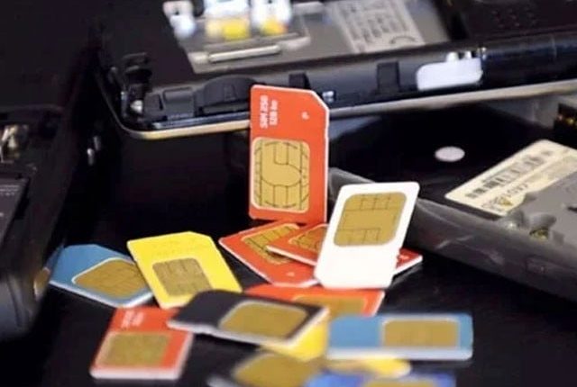 موبائل سم بلاک کرنے میں رکاوٹ بننے والوں کے خلاف کارروائی کا فیصلہ