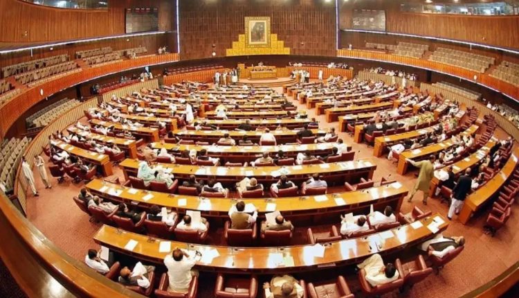 ’50 ہزار روپے سے زائد کی ادائیگیوں کیلئے طریقہ کار میں تبدیلی‘، سینیٹ کمیٹی نے فنانس بل میں ترامیم کیلئے تجاویز کو حتمی شکل دیدی