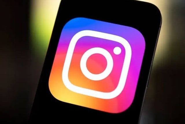 انسٹاگرام میں گروپ چیٹ کو مزید فعال بنانے کے لیے نیا فیچر متعارف