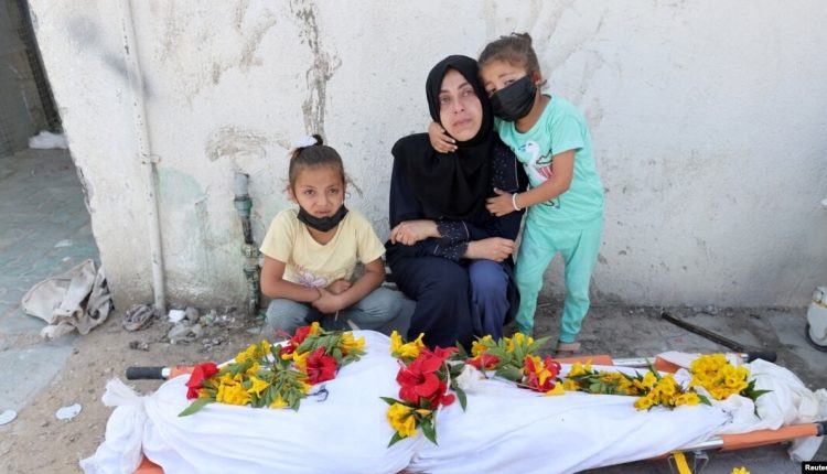 صیہونی فوج کی خان یونس میں بمباری، فلسطینی قبرستان میں پناہ لینے پر مجبور