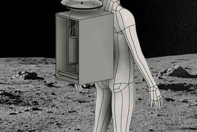 پیشاب کو پانی میں بدلنے والا اسپیس سوٹ تیار