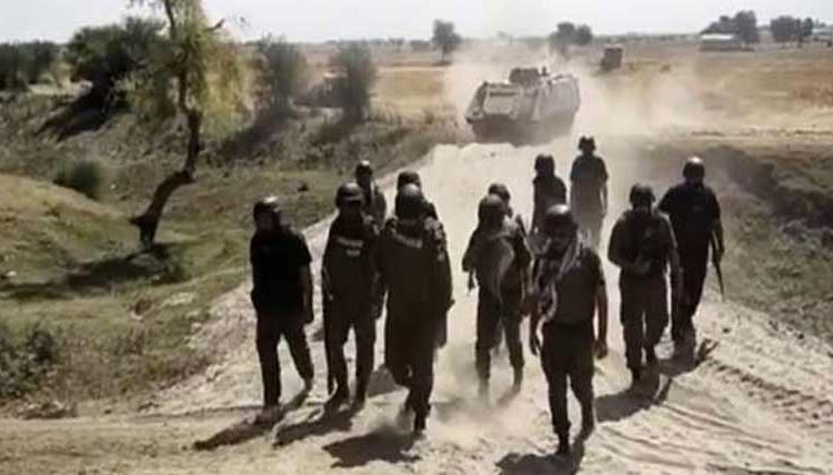 رحیم یار خان: کچے کے علاقے میں ڈاکوؤں کا پولیس کی گاڑیوں پر راکٹوں سے حملہ، 12 اہلکار شہید