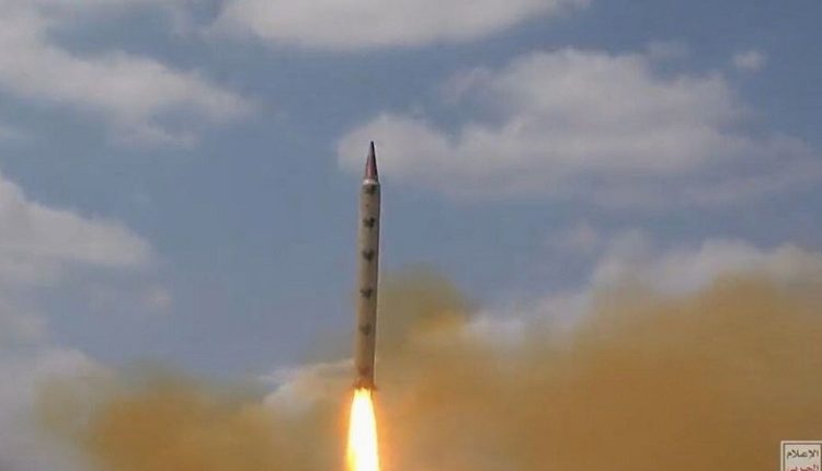 تل ابیب پر یمنی مجاہدوں کا جدید ترین میزائل سے حملہ، صیہونیوں میں خوف و ہراس