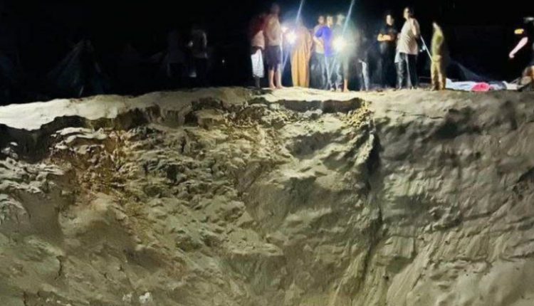 صیہونیوں کی درندگی کی ایک اور مثال، پناہ گزینوں کے خیموں پر بمباری، رقت آمیز مناظر