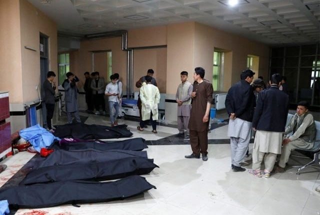 افغانستان میں کربلا زائرین کے استقبالیہ اجتماع پر داعش کا حملہ؛ 15 افراد جاں بحق