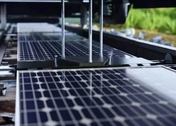 دنیا میں پہلی بار سولر سسٹم پر مبنی ریلوے ٹریکس کا منصوبہ