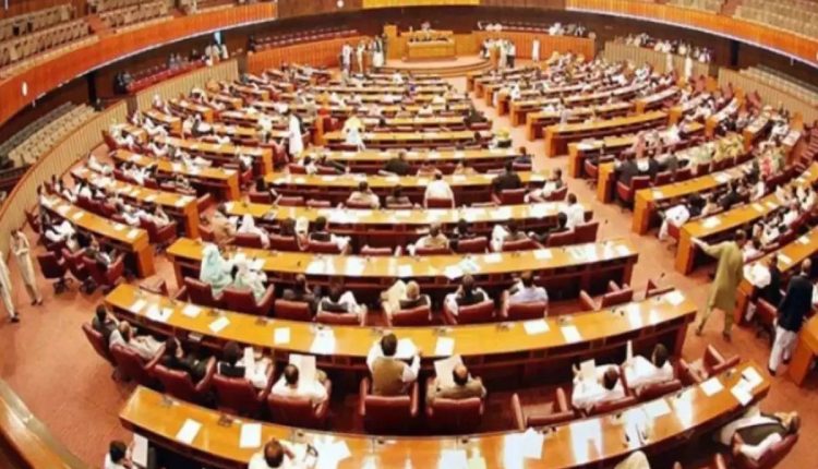 آئینی ترمیم: وفاقی کابینہ کا اجلاس دومرتبہ تاخیر کا شکار