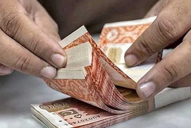 پاکستان اور عرب ممالک میں پاکستانی کرنسی میں لین دین ممکن