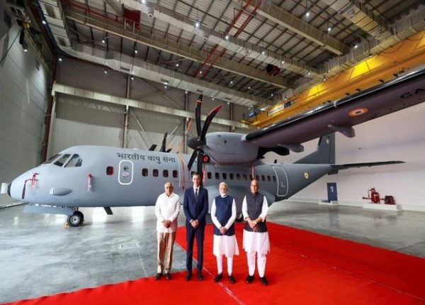 مودی کے جارحانہ جنگی عزائم؛ بھارت میں ہسپانوی ملٹری ایئرکرافٹ پلانٹ کا افتتاح