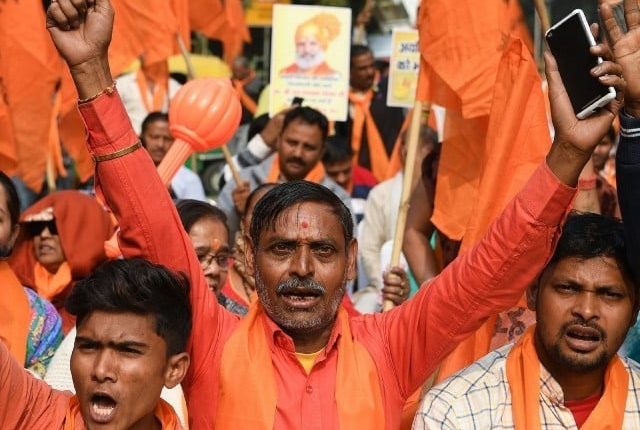 بھارتی عدالت کا انتہائی متنازع فیصلہ؛ مسجد میں ہندو مذہبی نعرے لگانا جائز قرار