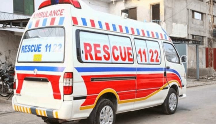 ٹرک کی چھت پر سویا ہوا شخص سڑک پر گر کر جاں بحق