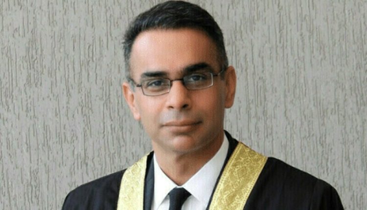 جسٹس بابر ستار کا ایک بار پھر لمبی چھٹی پر جانے کا ارادہ