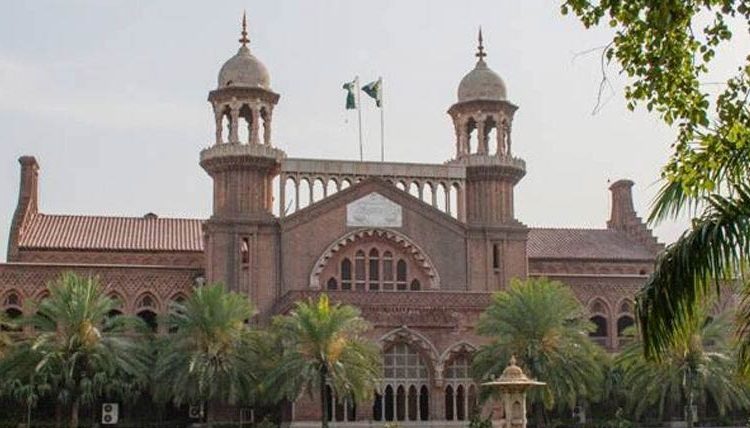 لاہور ہائیکورٹ کا آلودگی کا باعث بننے والی فیکٹریوں کو گرانے کا حکم